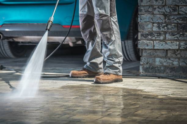 Best Commercial Pressure Washing in Eldridge, IA